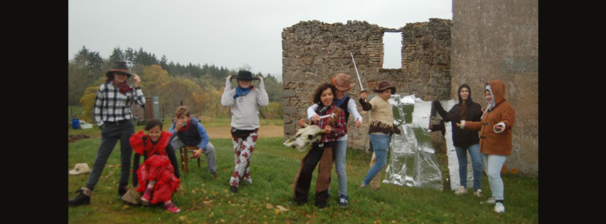 Troupe Cabaret et leur spectacle Le bouton Temporel